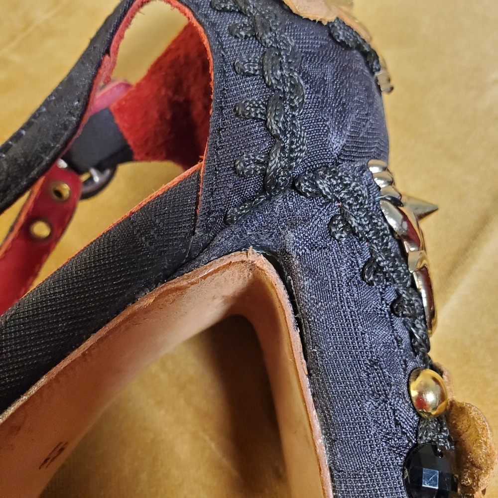 Dolce Gabbana Mary Jane Cloth Embellished Heel Shoes Sz 41 -Resoled Heel Caps - Picture 10 of 16